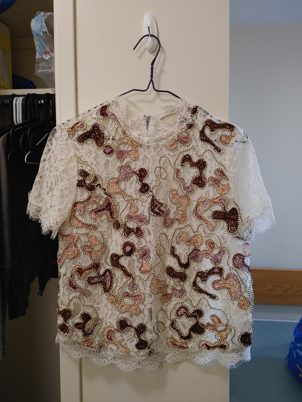 Embroidered White Lace Blouse